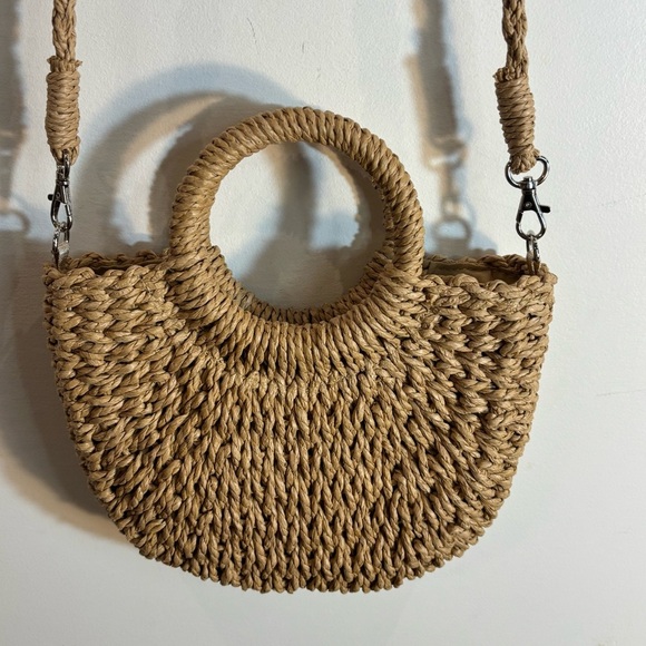 CROSSBODY Woven Tan Handbag Metal Hardware Interior Pouch with Drawstring - Picture 3 of 8